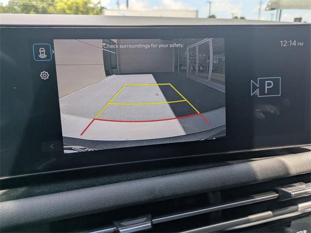 New 2025 Gray Hyundai SEL Convenience image 8