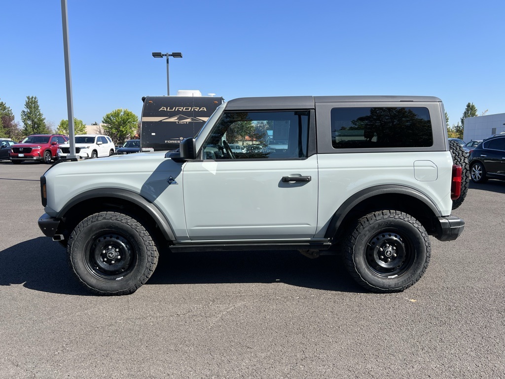 2023 Ford Bronco Black Diamond photo 4