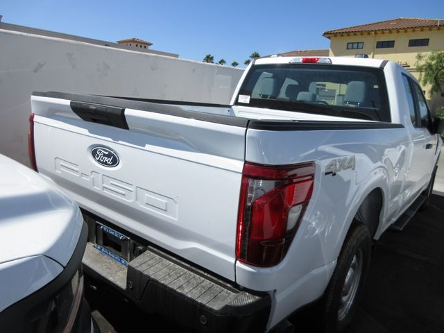 2025 Ford F-150 XL photo 2