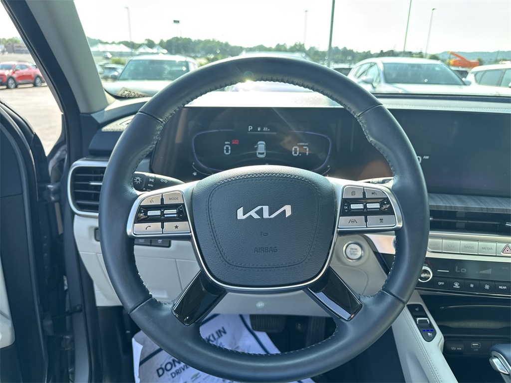 2024 Kia Telluride EX photo 16