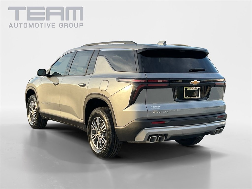 2026 Chevrolet Traverse photo 3