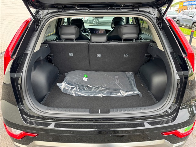 2025 Kia Niro EX Touring photo 17