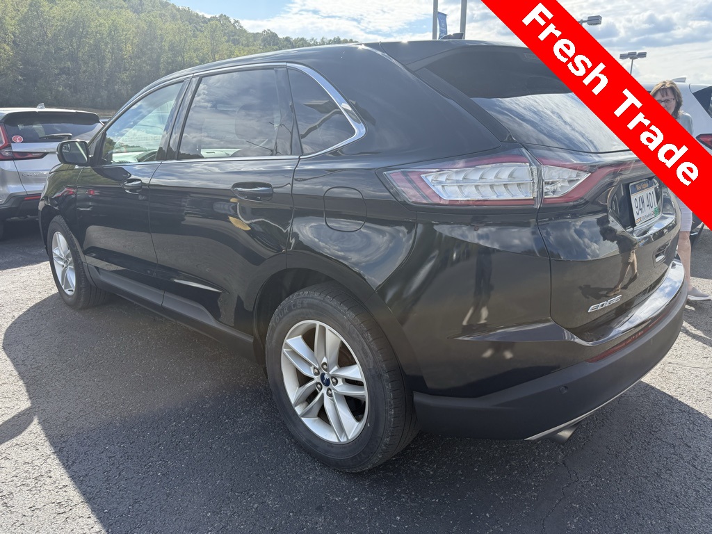2017 Ford Edge SEL photo 4