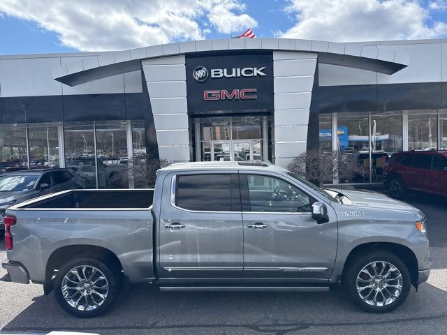 2023 Chevrolet Silverado 1500 High Country photo 2