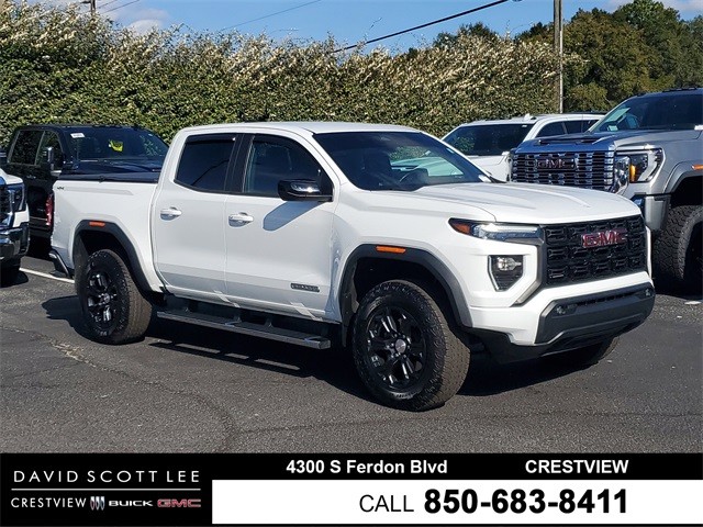 2023 GMC Canyon Elevation's photo