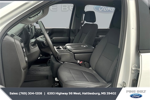 2021 Chevrolet Silverado 2500HD Custom photo 18