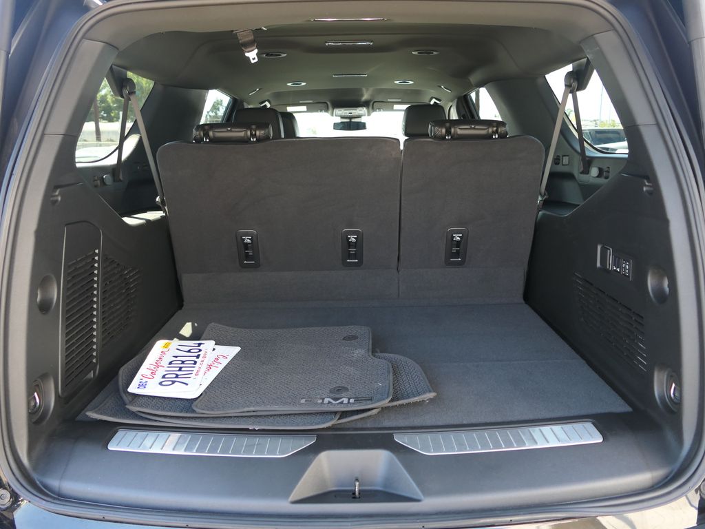 2025 Gmc Yukon XL Denali photo 17