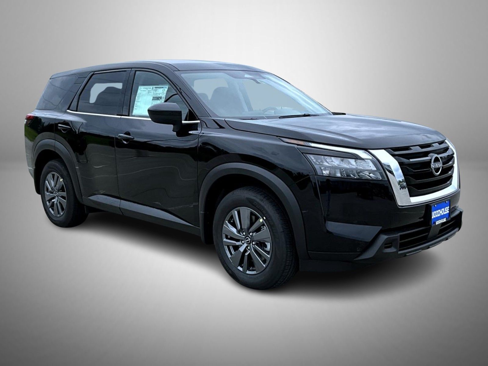 2025 Nissan Pathfinder S photo 3