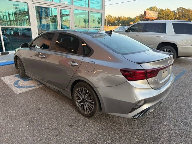 2022 Kia Forte GT-Line photo 2