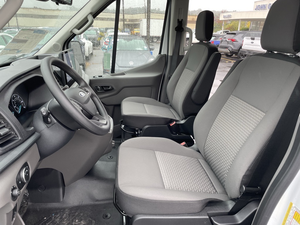 2025 Ford Transit photo 3