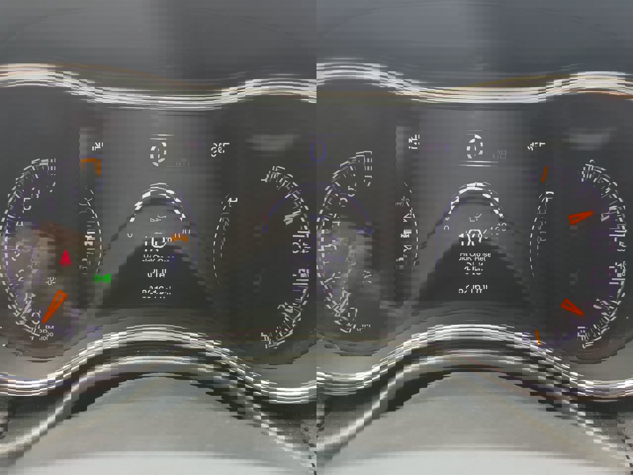 2020 Jeep Grand Cherokee Altitude photo 36