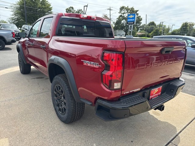 2026 Chevrolet Colorado Trail Boss photo 4