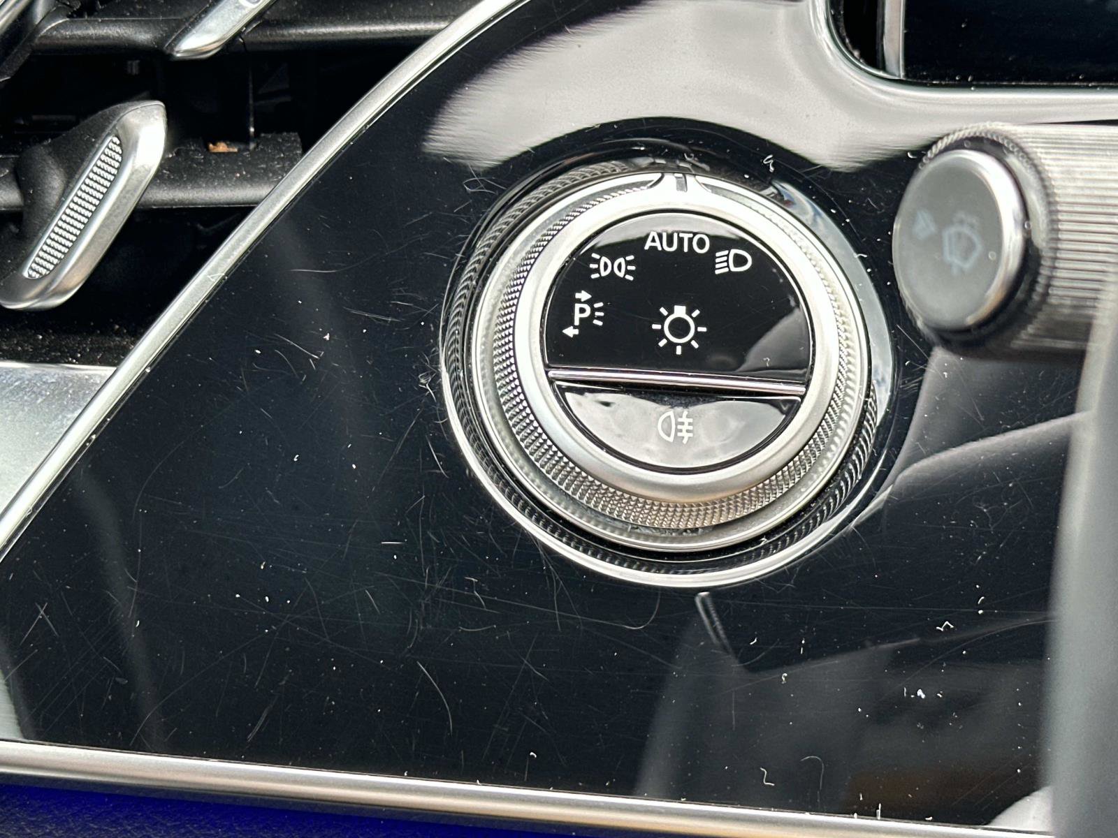 2025 Mercedes Benz E 350 4MATIC photo 23