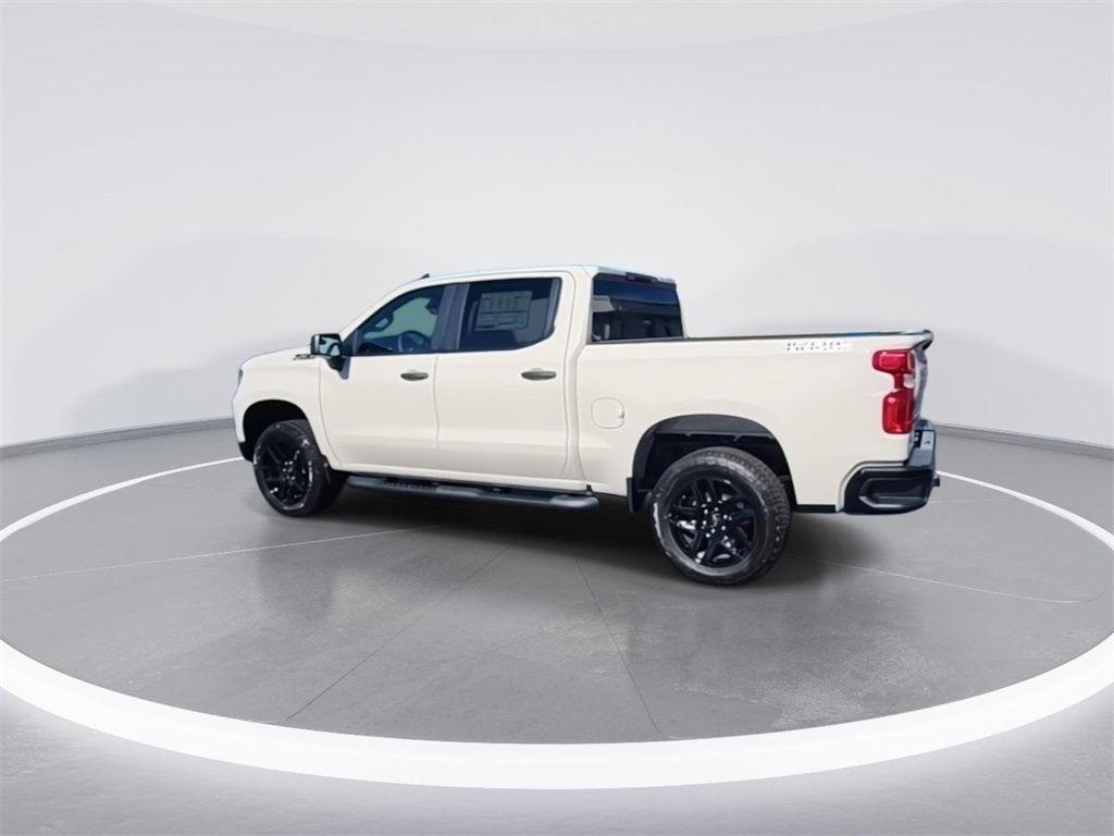 2026 Chevrolet Silverado 1500 Custom Trail Boss photo 4