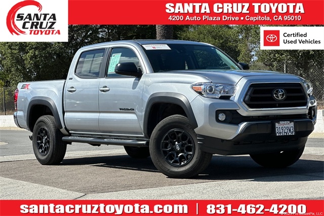 2023 Toyota Tacoma SR5's photo