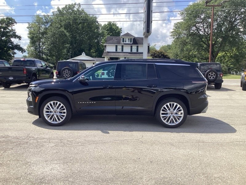 2026 Chevrolet Traverse photo 4
