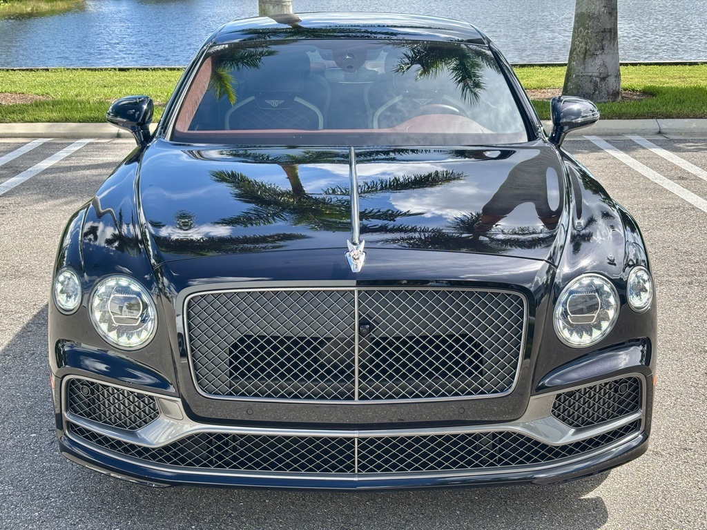 2024 Bentley Flying Spur Speed photo 2