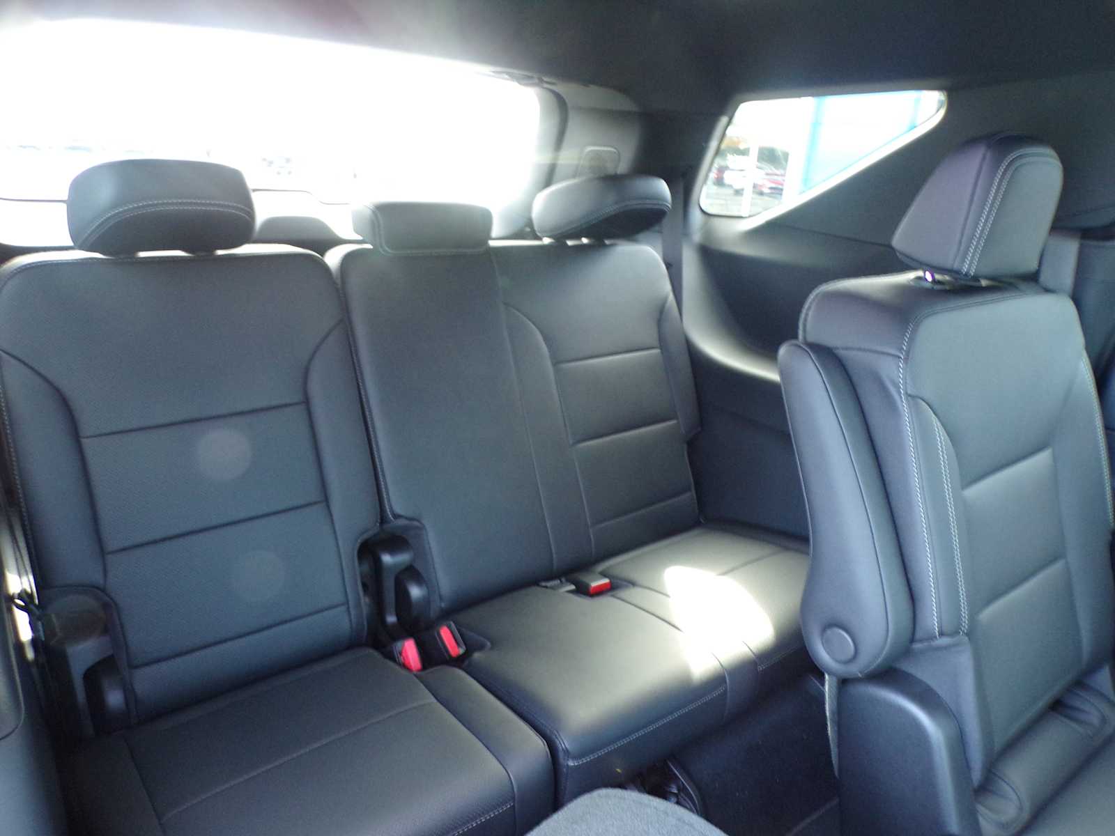 2026 Chevrolet Traverse photo 4