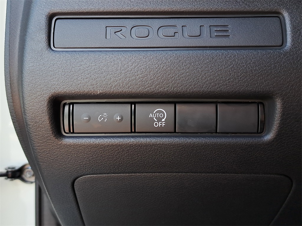 2026 Nissan Rogue S photo 23