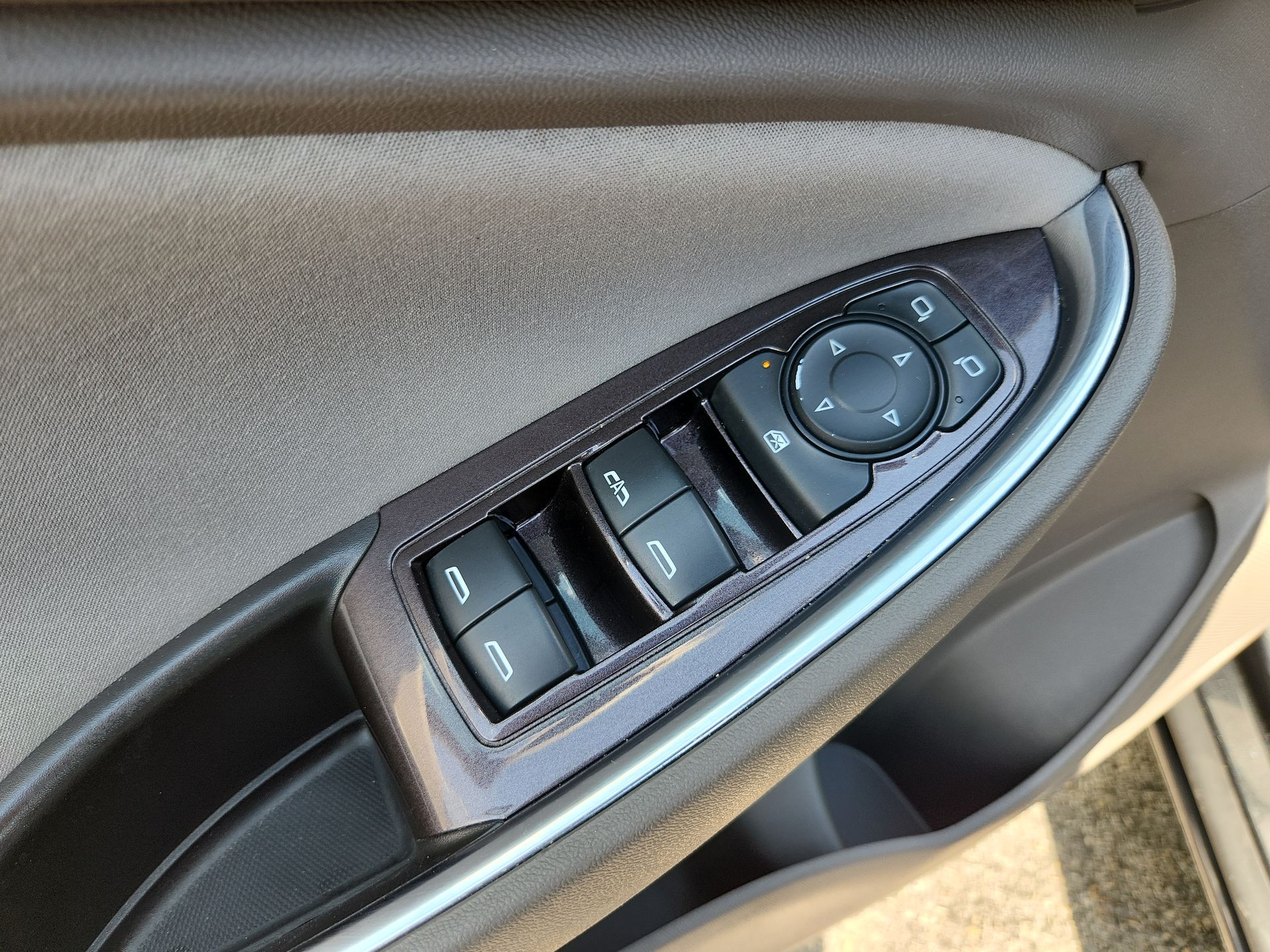 2016 Chevrolet Malibu 2LT photo 24