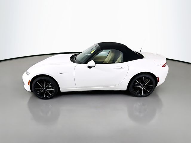 2025 Mazda MX-5 Miata Miata Grand Touring photo 4