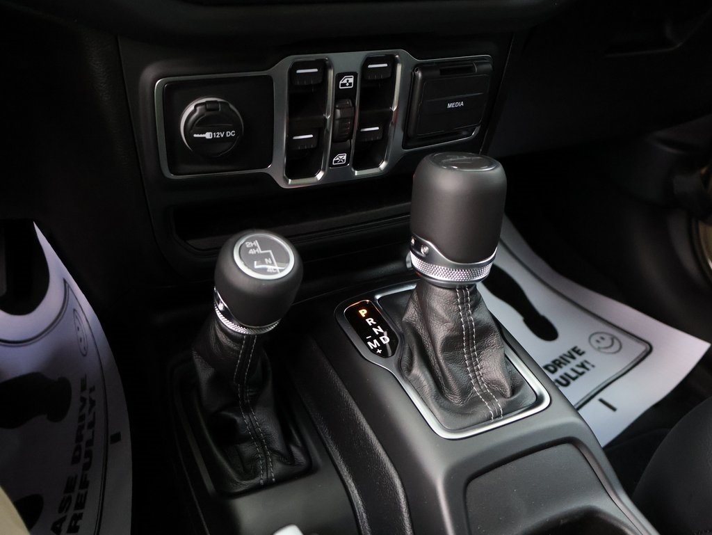 2025 Jeep Gladiator Sport photo 35