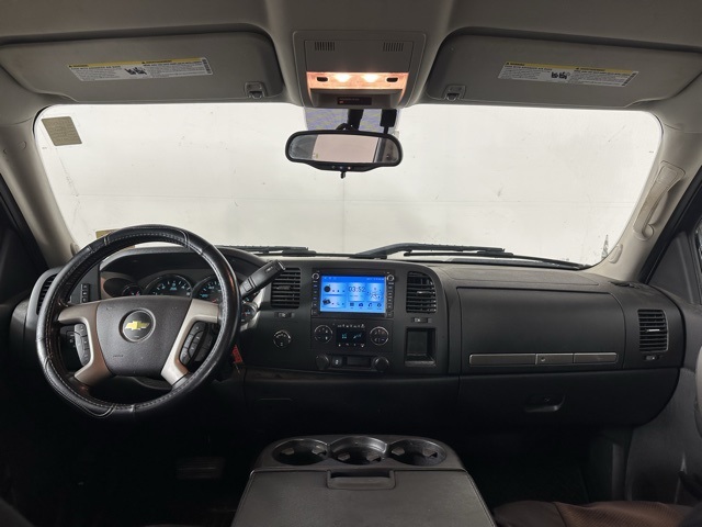 2012 Chevrolet Silverado 1500 LT photo 3