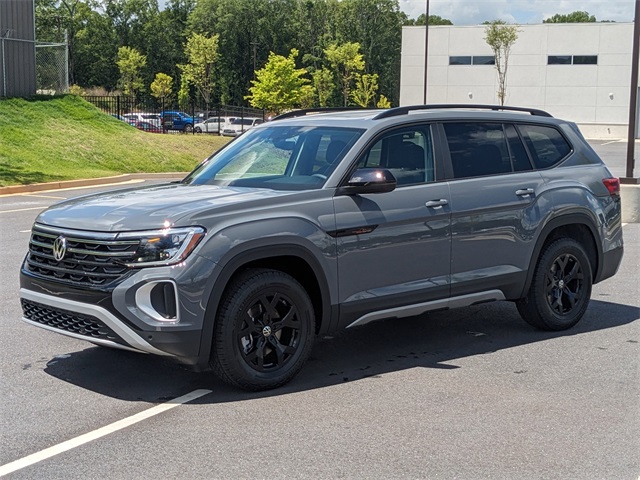 2025 Volkswagen Atlas Peak Edition SE photo 6