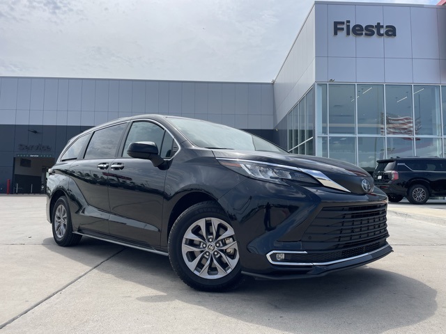 2023 Toyota Sienna