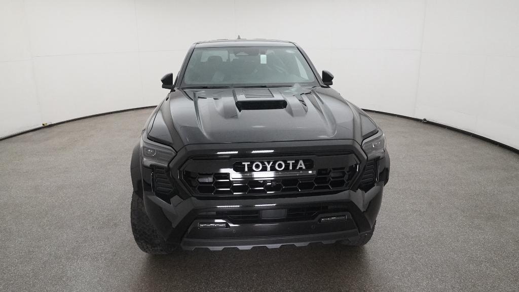 2025 Toyota Tacoma TRD Pro 4x4 Double Cab photo 2