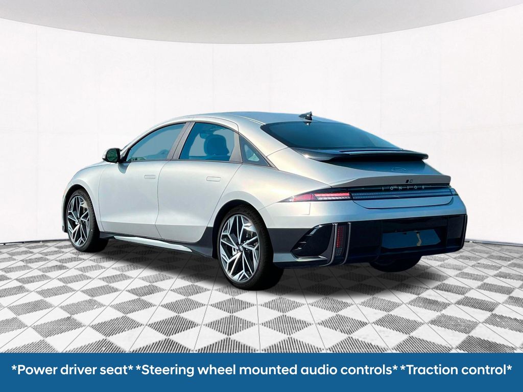 2025 Hyundai Ioniq 6 SEL photo 4