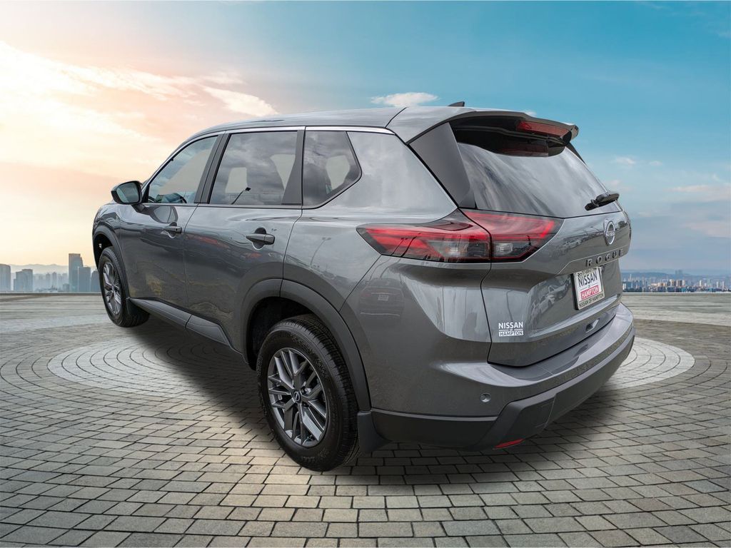 2026 Nissan Rogue S photo 5