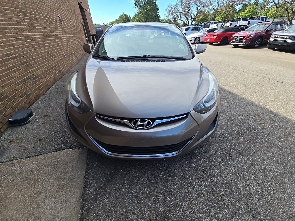 2016 Hyundai Elantra SE photo 3