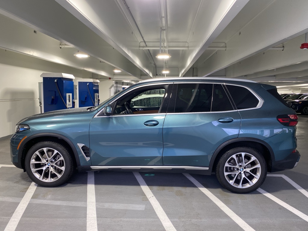 2024 Bmw X5 xDrive40i photo 2