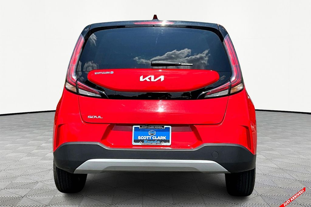 2023 Kia Soul LX photo 6