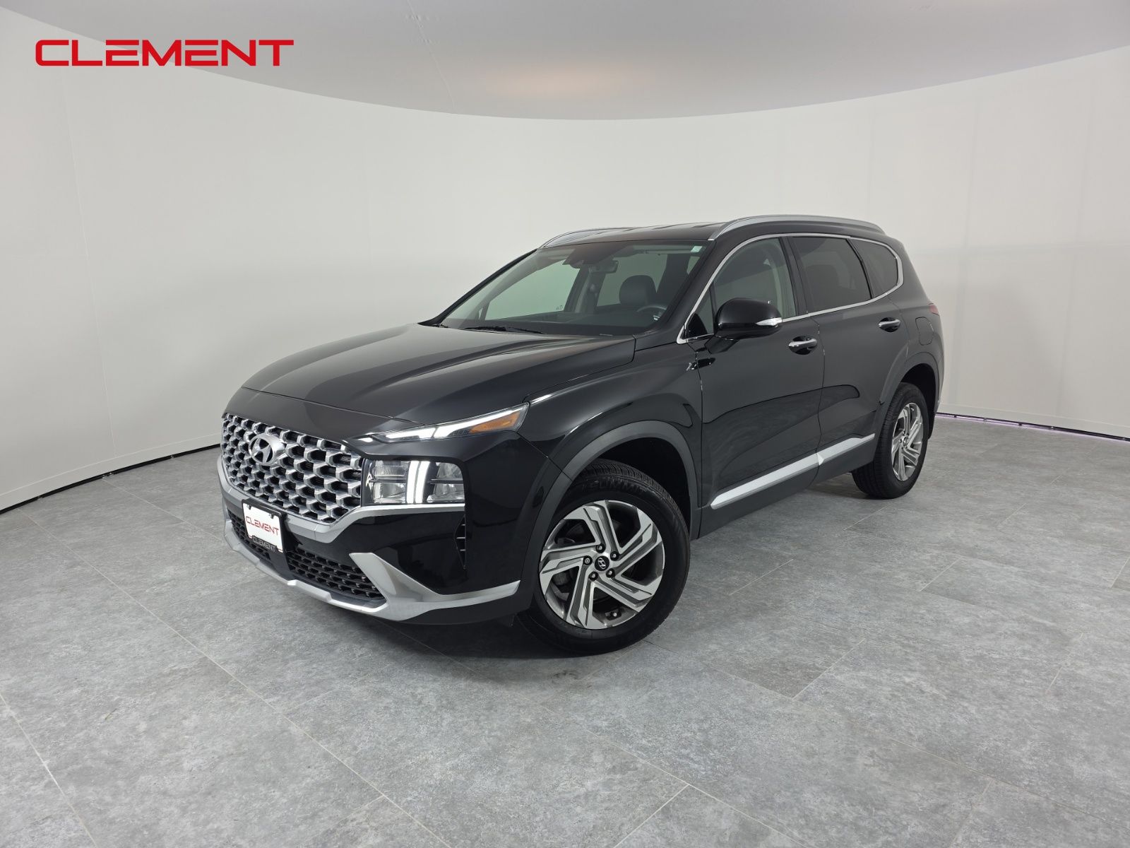 2022 Hyundai Santa Fe SEL's photo