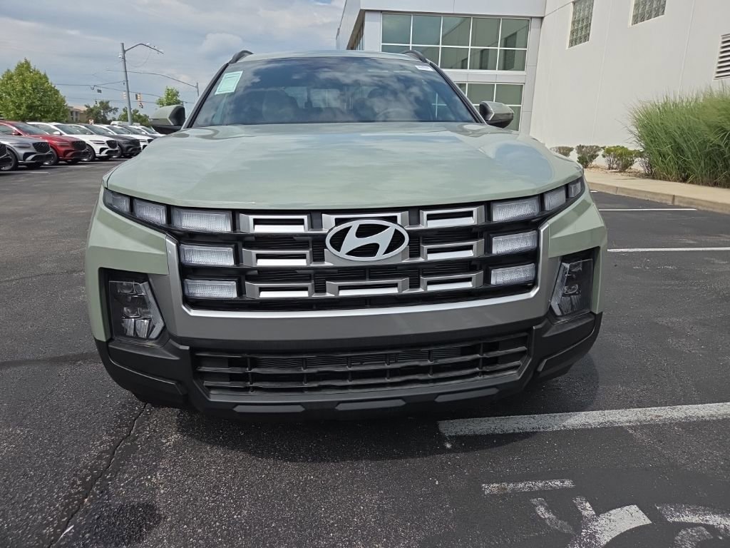 2025 Hyundai Santa Cruz SEL Activity photo 3