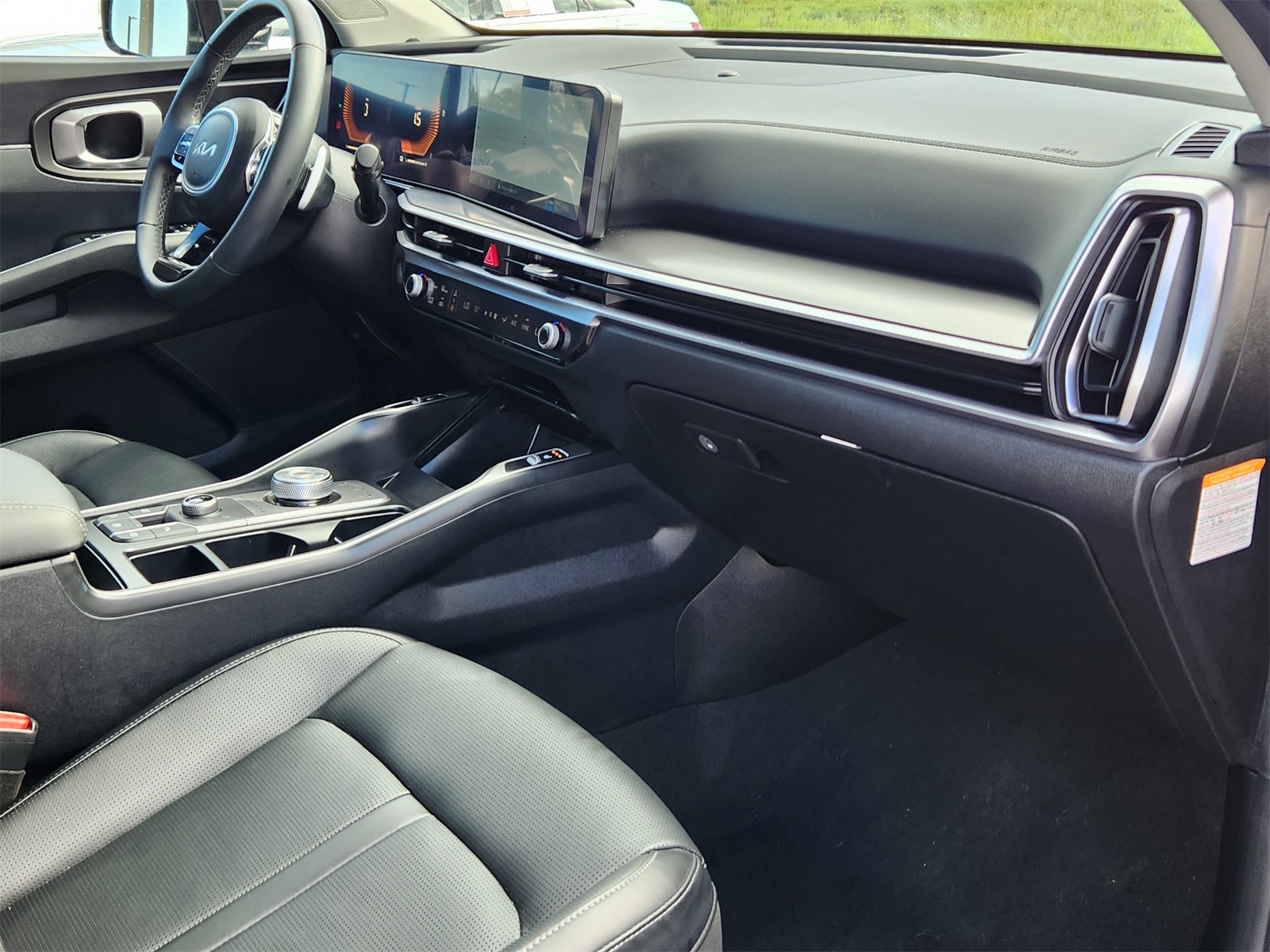 2025 Kia Sorento Hybrid EX photo 12