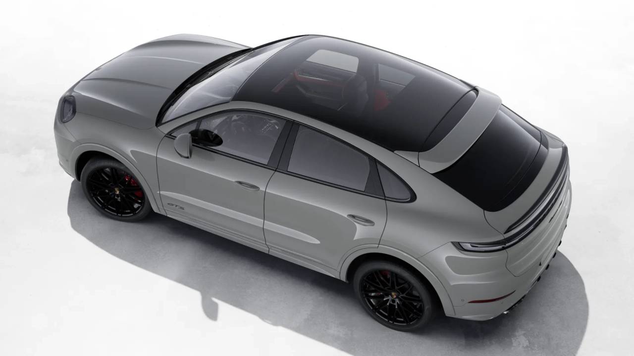 2026 Porsche Cayenne GTS Coupe photo 4