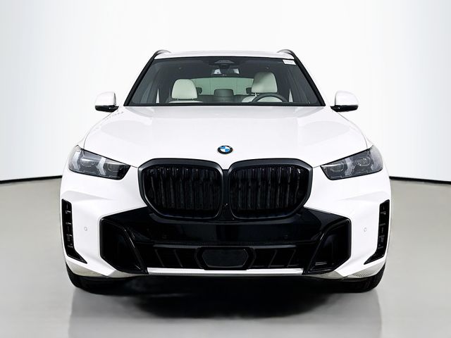 New 2026 White BMW xDrive40i image 2