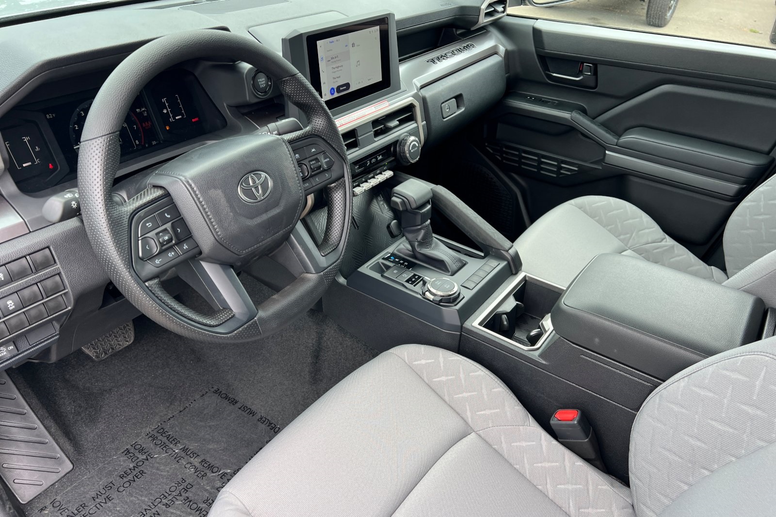2025 Toyota Tacoma SR5 4x4 Double Cab photo 12