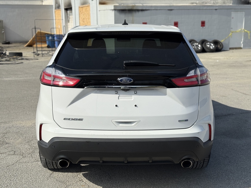 2020 Ford Edge SE photo 7