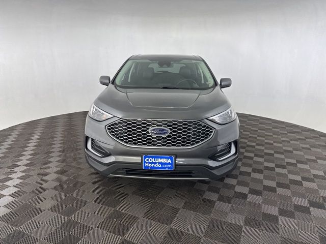 2024 Ford Edge SEL photo 2