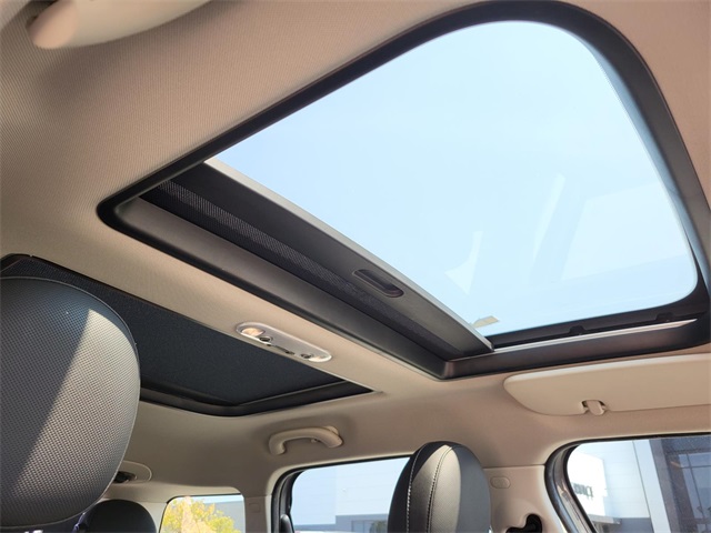 2021 Mini Cooper Signature photo 9