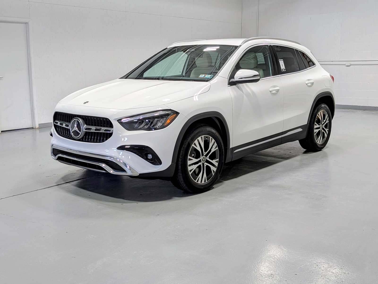 2025 Mercedes-Benz GLA GLA250's photo