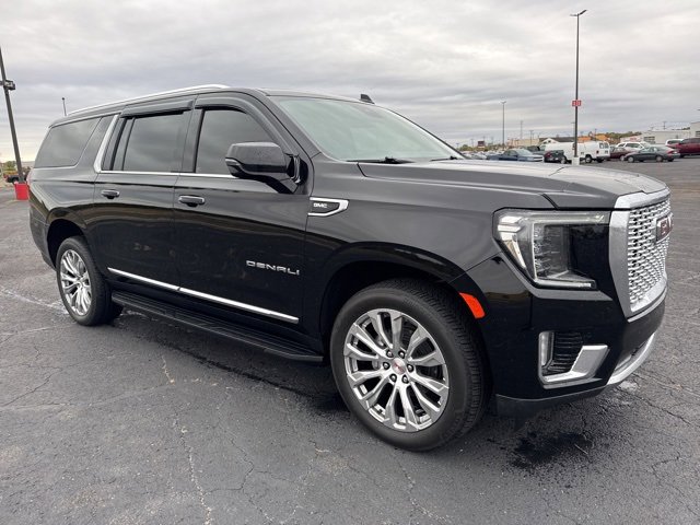 2023 Gmc Yukon XL Denali photo 3
