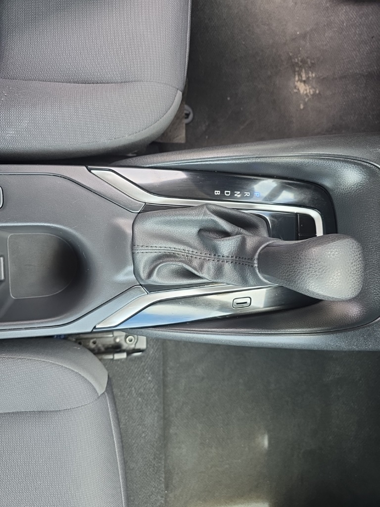 Used 2024 Celestite Toyota LE image 26