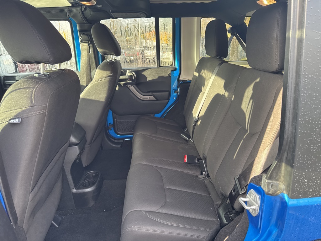 2016 Jeep Wrangler Unlimited Sport photo 2