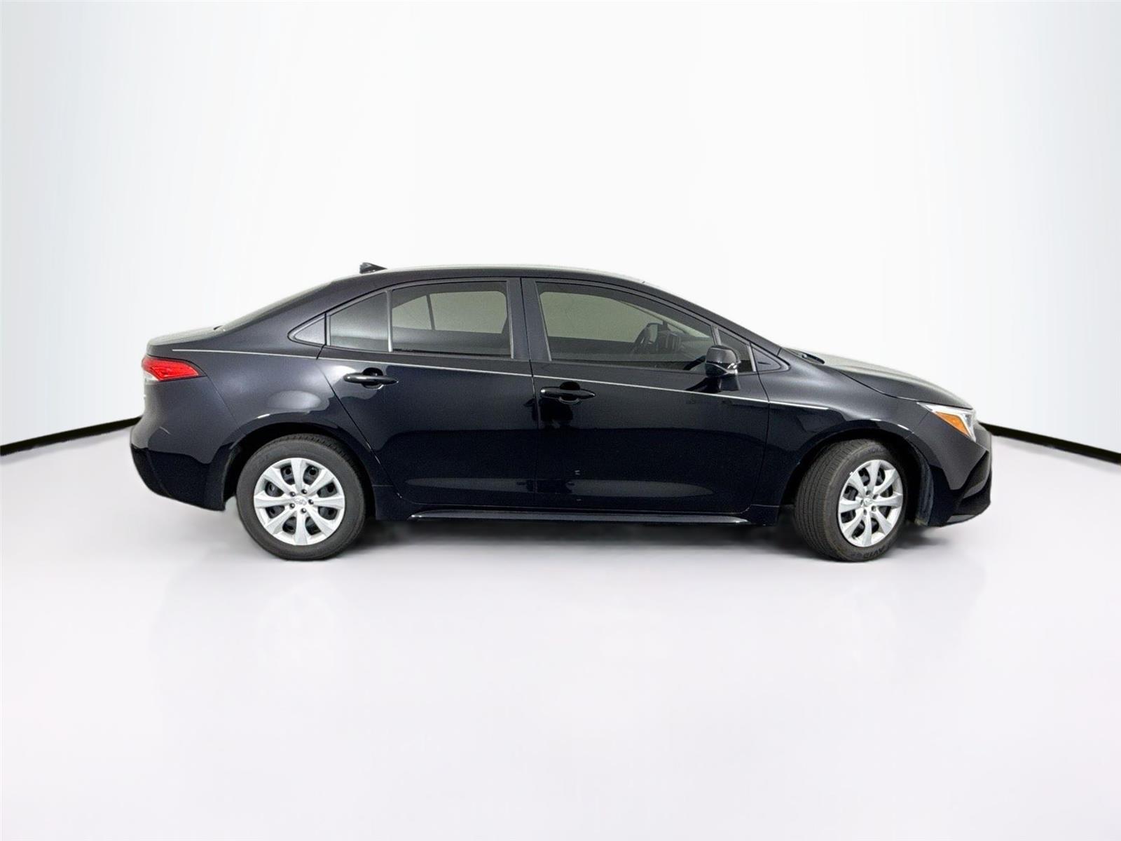 2024 Toyota Corolla XLE LE Premium SE photo 4