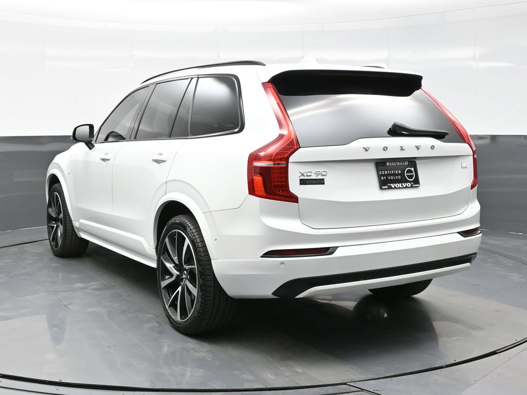 2023 Volvo XC90 T8 Plus photo 3